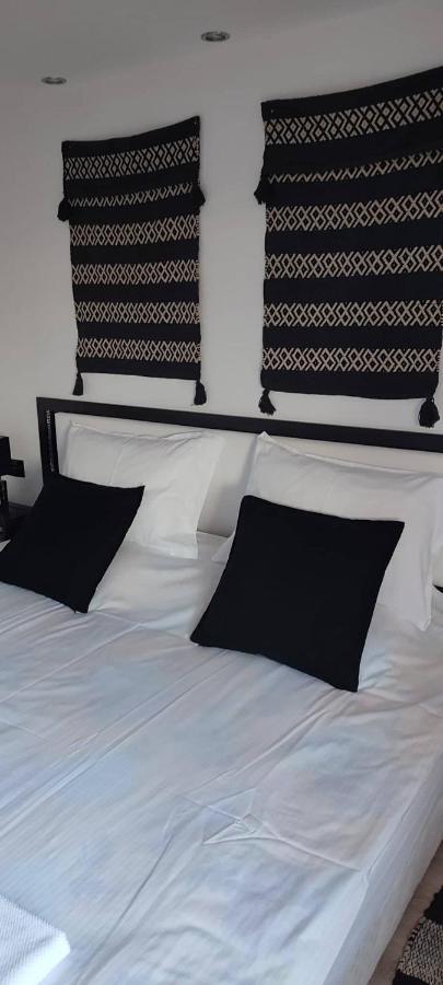 Arts Guest House -Beautiful Villa For 6 Persons Weliko Tarnowo Exterior foto